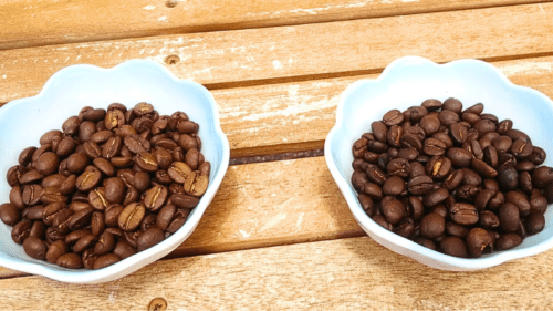 手網焙煎したコーヒー豆
